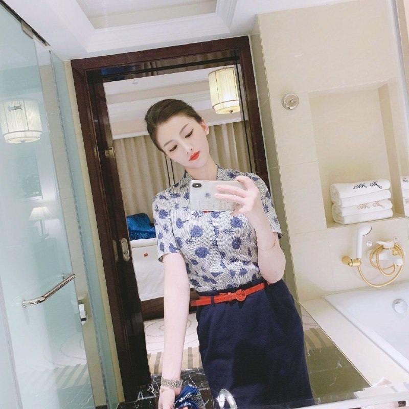 #深圳🌺空姐首开 ns9004~人照对版173🐻E 兼职在飞 短暂停留 气质女神💃大长腿🦵性格温柔乖巧 笑容甜美大🦋诚不欺情趣客 下单流程：🌷加入频道 甄选碧玺嫩妹🌷联系客服 确认下单🌷可上门 可去妹子工作室🌷见到妹子再付💰服务开始🌐频道客服@AnnaGJ168🌐频道客服@AnnaGJ168