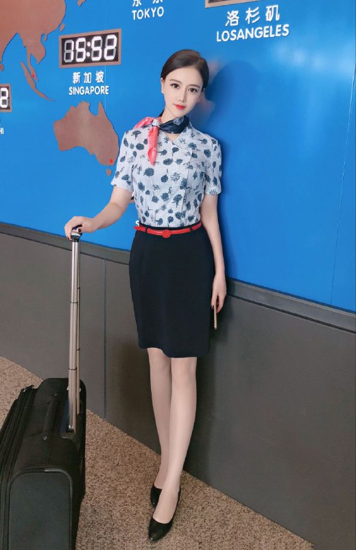 #深圳🌺空姐首开 ns9004~人照对版173🐻E 兼职在飞 短暂停留 气质女神💃大长腿🦵性格温柔乖巧 笑容甜美大🦋诚不欺情趣客 下单流程：🌷加入频道 甄选碧玺嫩妹🌷联系客服 确认下单🌷可上门 可去妹子工作室🌷见到妹子再付💰服务开始🌐频道客服@AnnaGJ168🌐频道客服@AnnaGJ168