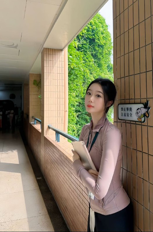 #深圳今日推荐🌺sz8096~人照对版🦋诚不欺情趣客 下单流程：🌷加入频道 甄选碧玺嫩妹🌷联系客服 确认下单🌷可上门 可去妹子工作室🌷见到妹子再付💰服务开始🌐频道客服@AnnaGJ168🌐频道客服@AnnaGJ168