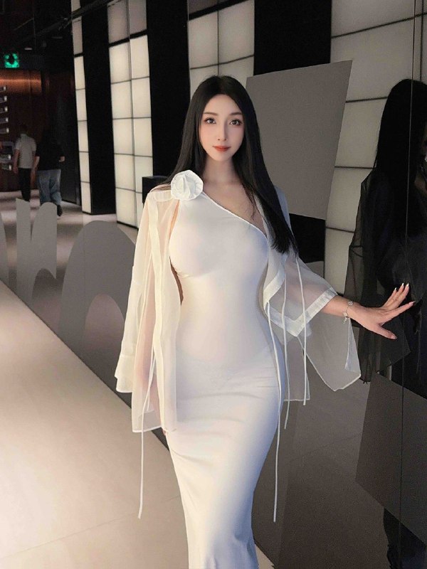 #深圳南山sz8060❤️妩媚性感❤️69❤️鸳鸯戏水预约流程：🦋诚不欺客 下单流程🔻：🌷加入频道 甄选碧玺嫩妹🌷联系客服 确认下单🌷可上门 可去妹子工作室🌷见到妹子再付💰服务开始🌐频道客服@AnnaGJ168🌐频道客服@AnnaGJ168