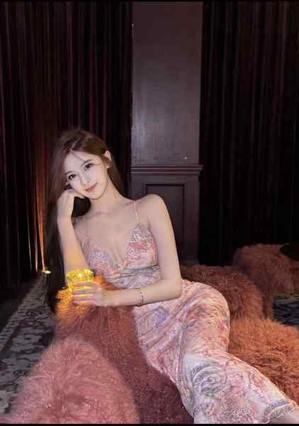 #深圳今日推荐💋FT8052💋网红女友~❤️性感洋气❤️69❤️黑丝诱惑🦋诚不欺客 下单流程🔻：🌷加入频道 甄选碧玺嫩妹🌷联系客服 确认下单🌷可上门 可去妹子工作室🌷见到妹子再付💰服务开始🌐频道客服@AnnaGJ168🌐频道客服@AnnaGJ168