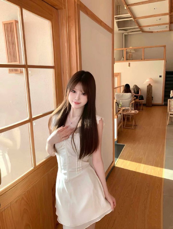 #深圳今日推荐💋FT8050💋人照对版~身高165 体重40kg🐻36D刚破处🍬三点粉  一线天馒头粉粉嫩嫩🌸🍓敏感体质易湿会吸娇喘 外萌内骚 主动配合度100%自动摇摇机 榨汁机🍹🦋诚不欺客 下单流程🔻：🌷加入频道 甄选碧玺嫩妹🌷联系客服 确认下单🌷可上门 可去妹子工作室🌷见到妹子再付💰服务开始🌐频道客服@AnnaGJ168🌐频道客服@AnnaGJ168