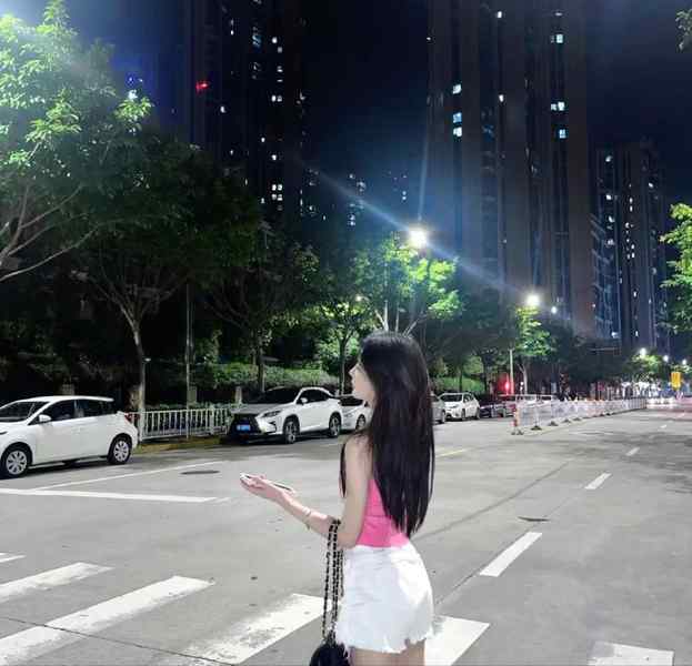 #深圳今日推荐⭕️SZ7042纯欲款168cm/92kg性格温柔可爱 配合度极高🦋诚不欺客 下单流程🔻：🌷加入频道 甄选碧玺嫩妹🌷联系客服 确认下单🌷可上门 可去妹子工作室🌷见到妹子再付💰服务开始🌐频道客服@AnnaGJ168🌐频道客服@AnnaGJ168