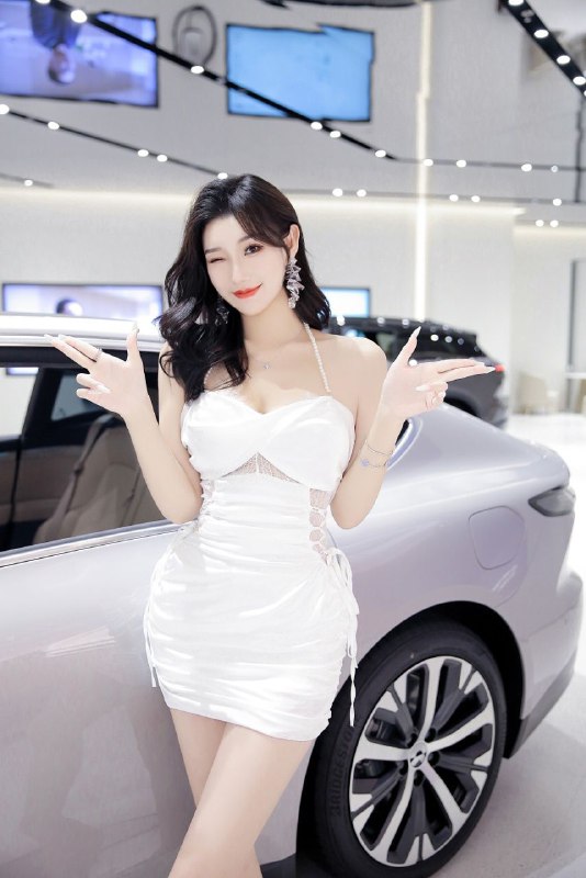 #深圳今日推荐⭕️SZ7040🥛极品车模❤️妩媚性感❤️❤️可kiss69🦋诚不欺客 下单流程🔻：🌷加入频道 甄选碧玺嫩妹🌷联系客服 确认下单🌷可上门 可去妹子工作室🌷见到妹子再付💰服务开始🌐频道客服@AnnaGJ168🌐频道客服@AnnaGJ168