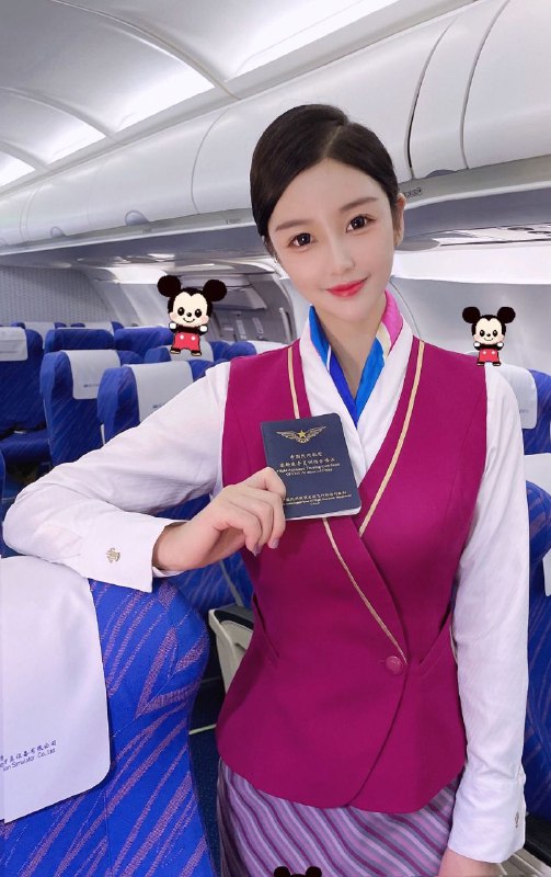 #深圳今日推荐⭕️SZ7038五官精致全身无整容低调清纯类型 性感尤物 人间芭比🌐频道客服@AnnaGJ168🌐频道客服@AnnaGJ168