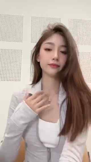 深圳SZ7037-175-52kg-S型身材嫩妹