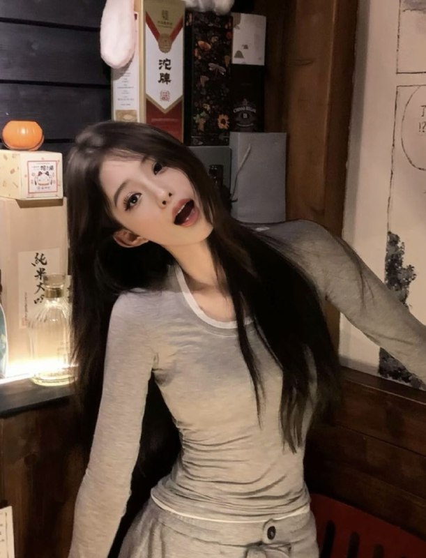 #深圳今日推荐💋💋⭕️701101年，170🐻C🉑69🐍，🉑车，不登记代开、有丝W、高跟，口🔥一级棒🦋诚不欺客 下单流程🔻：🌷加入频道 甄选碧玺嫩妹🌷联系客服 确认下单🌷可上门 可去妹子工作室🌷见到妹子再付💰服务开始🌐频道客服@AnnaGJ168🌐频道客服@AnnaGJ168