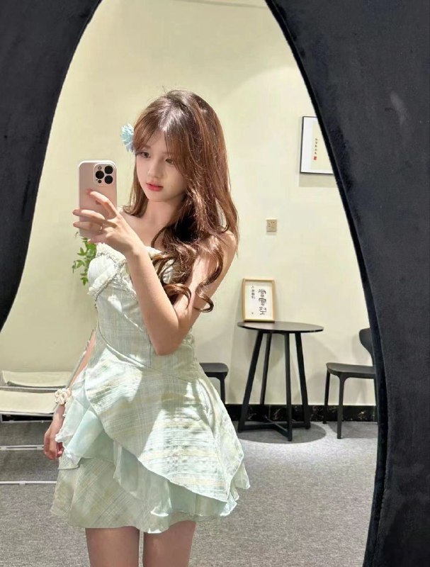 #深圳今日推荐⭕️7006露露～圈外新人•✨•皮肤雪白 广东人 会粤语• 性格开朗活泼热情🌟有耐心态度好.不抽🚬无纹身🦋诚不欺客 下单流程🔻：🌷加入频道 甄选碧玺嫩妹🌷联系客服 确认下单🌷可上门 可去妹子工作室🌷见到妹子再付💰服务开始🌐频道客服@AnnaGJ168🌐频道客服@AnnaGJ168