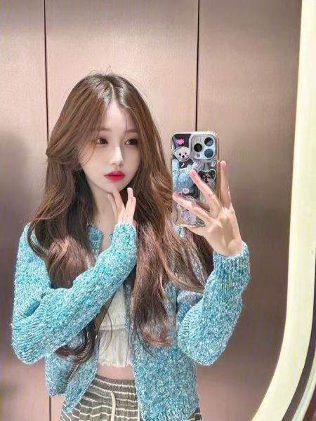 03年饭饭  兼职身高163cm 体重55kg 胸38D可以配合69 助洗微胖甜美类型 童颜巨乳 颜值高  配合主动 Q弹 乳交 体验感拉满！咨询热线：@AnnaGJ168