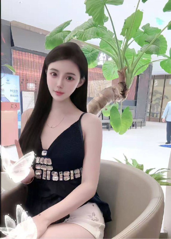 纯欲小奶猫🐱身高 ：172. 年龄 20🐻：🍼体重： 45kgKiss👄69  情趣 制服 丝袜  陪伴 会吸会夹服务   热情大方   情绪价值拉满   配合度高身体柔软  黄金比例   纯天然 佛系约会咨询热线：@AnnaGJ168