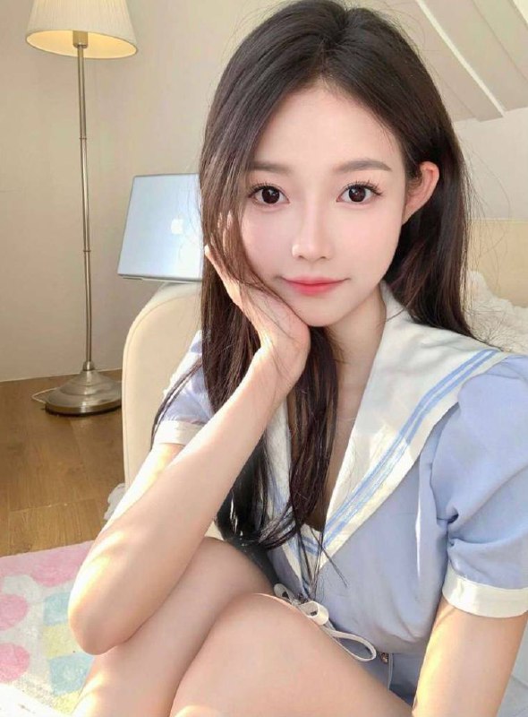 艺名：雪儿（兼职学妹）V58出品必属精品﻿﻿Height 身高/166 Weight体重/43kg﻿﻿Bust胸围/B 年龄/05﻿﻿温柔甜美 清纯少女 体态娇小﻿﻿皮肤白皙 上下粉嫩紧致﻿﻿初下水 应付不了疑难杂症 课程内容：可kiss 吻司69 丝袜 漫游 8推臀推 指滑挑逗 360°無套吹 制服丝袜标配！真人真图咨询热线：@AnnaGJ168