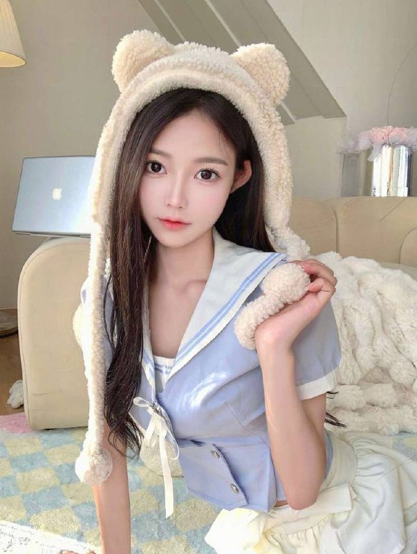 艺名：雪儿（兼职学妹）V58出品必属精品﻿﻿Height 身高/166 Weight体重/43kg﻿﻿Bust胸围/B 年龄/05﻿﻿温柔甜美 清纯少女 体态娇小﻿﻿皮肤白皙 上下粉嫩紧致﻿﻿初下水 应付不了疑难杂症 课程内容：可kiss 吻司69 丝袜 漫游 8推臀推 指滑挑逗 360°無套吹 制服丝袜标配！真人真图咨询热线：@AnnaGJ168