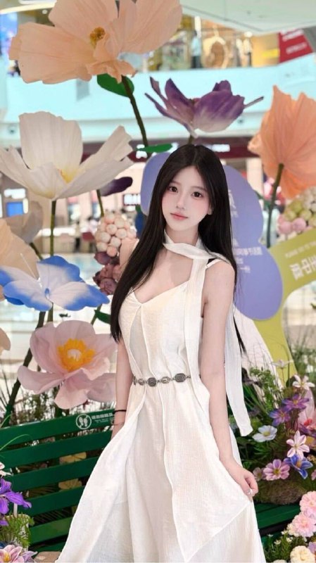 樱桃(兼职学妹)身高/165  体重/46kg胸围/B。年龄/05乖巧懂事 超有耐心 极品白小纯谈吐优雅 甜美可爱 纯欲风初次下海 皮肤雪白 小女友感课程内容可69 kiss 丝袜 漫游 .推 臀推 指滑挑逗無套吹 制服丝袜标配真人真图 所见即所得!咨询热线：@AnnaGJ168