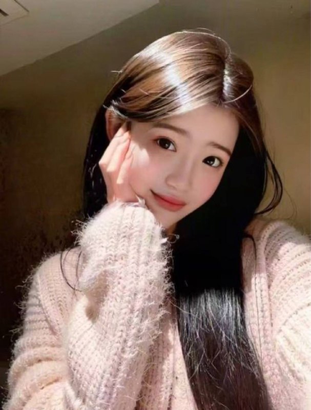 点点07学妹 江苏人身高162cm 体重46kg 胸B可以配合she吻 69 助洗刚成年下水学妹兼职 三点粉 自带学生套装 皮肤雪白 特别嫩紧致水多 偶尔兼职直接三个素质客 牛大勿扰！咨询热线：@AnnaGJ168