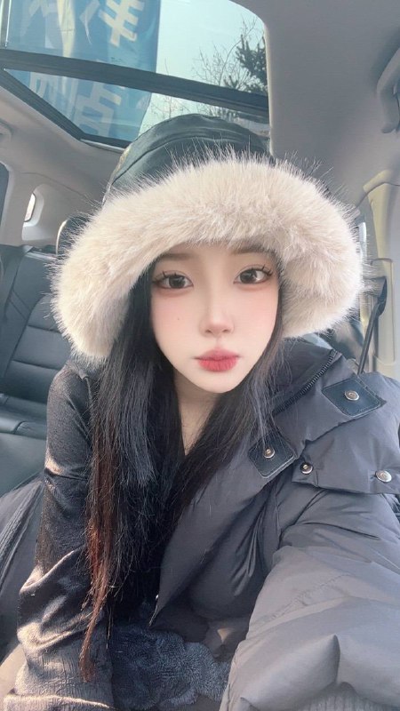 妮娜（兼职网红）•身高/168  体重/46kg•胸围/B+   年龄/04•非艺术照真实纯天然•B粉紧致腰细臀翘•完美身材蜜桃臀粉嫩透白•白纸一张初下水性格超级好咨询热线：@AnnaGJ168