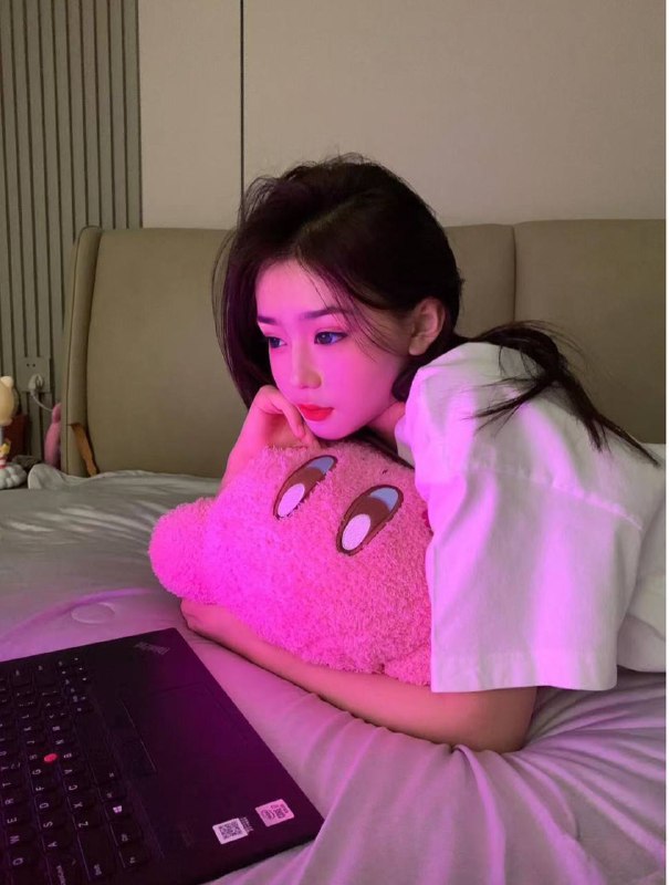 新🍵宁宁172cm的高挑身材体重53kg，身形修长轻盈在短暂兼职中凭借自身优势展现独特魅力无纹身的她，给人清爽纯粹之感活力满满迎接每份工作可69、WT、舌吻咨询热线：@AnnaGJ168