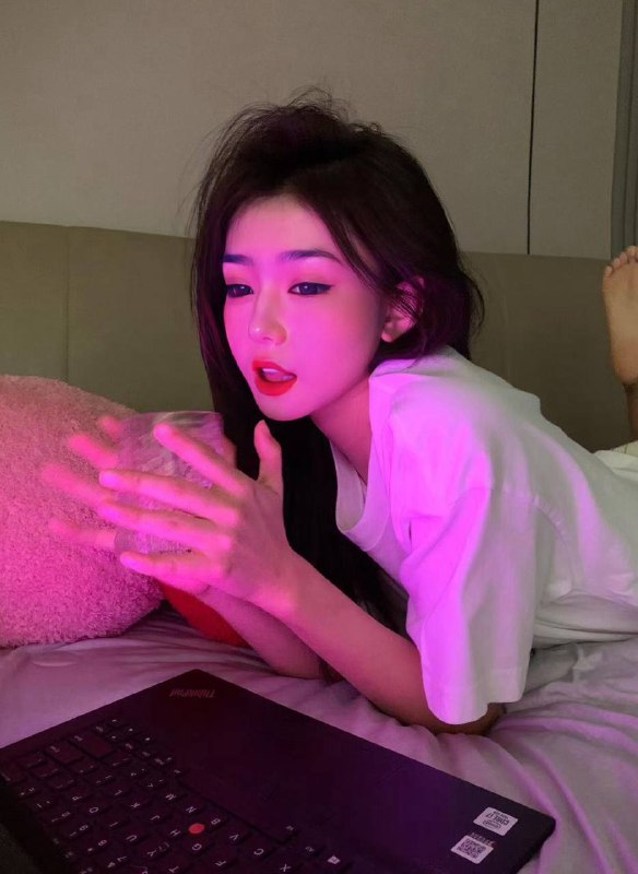 新🍵宁宁172cm的高挑身材体重53kg，身形修长轻盈在短暂兼职中凭借自身优势展现独特魅力无纹身的她，给人清爽纯粹之感活力满满迎接每份工作可69、WT、舌吻咨询热线：@AnnaGJ168