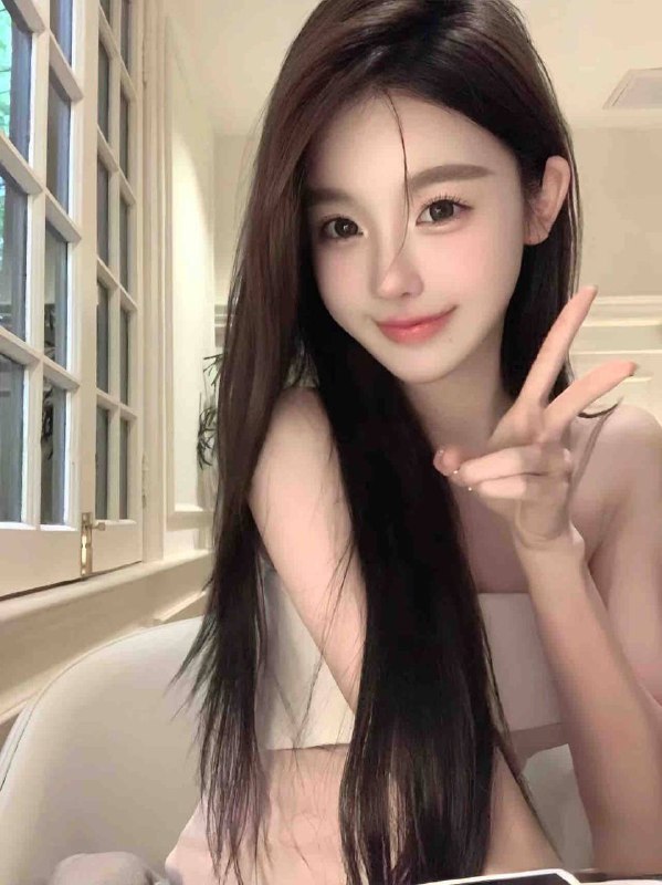 乔嘉04  168   48🐻C• 筷子🥢腿 超细A4腰 天然真🐻声音甜美• 配合度高 温柔不事💋69舌吻裸口🍓• 皮肤水灵白皙   纯御天花板✨• 南方女孩 真人真照 纯属兼职 ～咨询热线：@AnnaGJ168