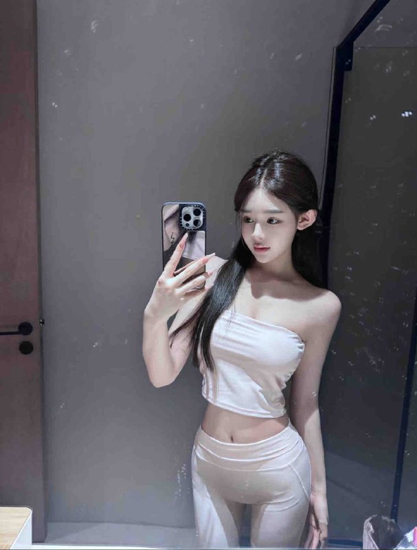 乔嘉04  168   48🐻C• 筷子🥢腿 超细A4腰 天然真🐻声音甜美• 配合度高 温柔不事💋69舌吻裸口🍓• 皮肤水灵白皙   纯御天花板✨• 南方女孩 真人真照 纯属兼职 ～咨询热线：@AnnaGJ168