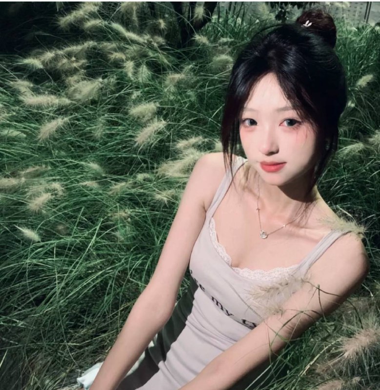 李婉身高170 体重90高挑且纤瘦她纯净无纹身周身散发着清新气质一举一动皆是优雅与灵动舌吻 ⑥⑨💕咨询热线：@AnnaGJ168