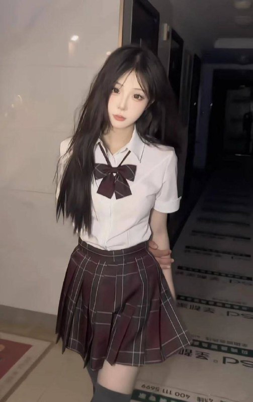 柠萌柠萌06年9月份刚满18身高170cm 体重47kg 匈B可以配合she吻 69 高颜值 身材好刚下氵下面紧 敏感咨询热线：@AnnaGJ168