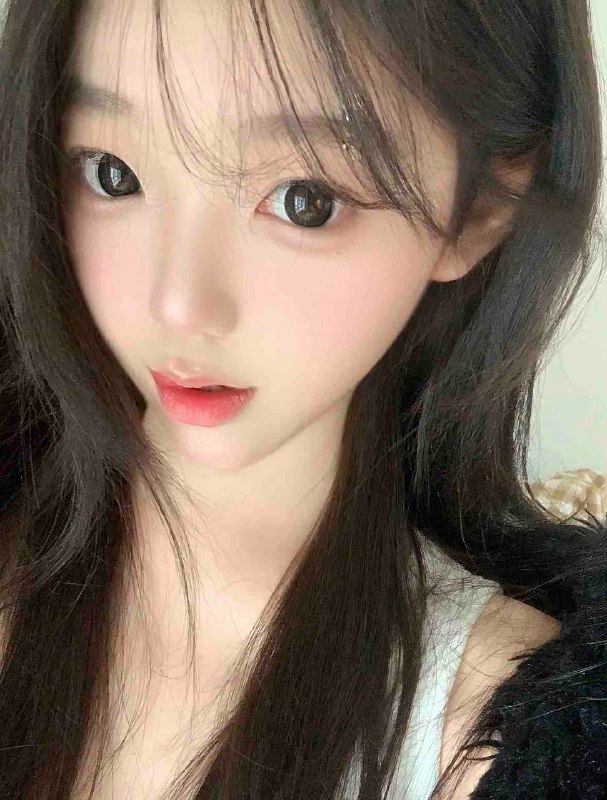 微微04年清纯洋气🆙🉑🐍💋🉑69紧致/敏感体质/柔软易推倒反差小母狗/活泼小甜妹款情趣丝袜选择/只接素质课天然无整  甜如初恋😊166cm/🐻C cup🍑蜜桃臀 A4腰标准S身材皮肤白皙咨询热线：@AnnaGJ168