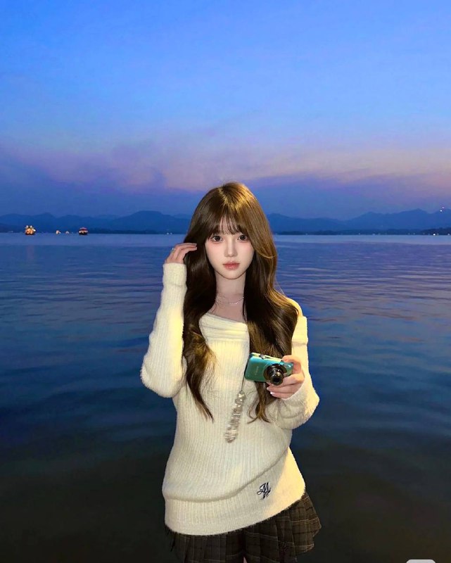 知知166 45kg  05年🐻C短期兼职挣学费声音好听  服务意识强  精心呵护咨询热线：@AnnaGJ168