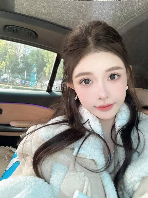 妮宝年龄:03 身高:168体重90斤🐻:天然C没有纹身全身超级雪白无疤痕甜美蒓慾系美少女  清纯外表下的烧杯外萌内骚榨汁机 极品少萝咨询热线：@AnnaGJ168