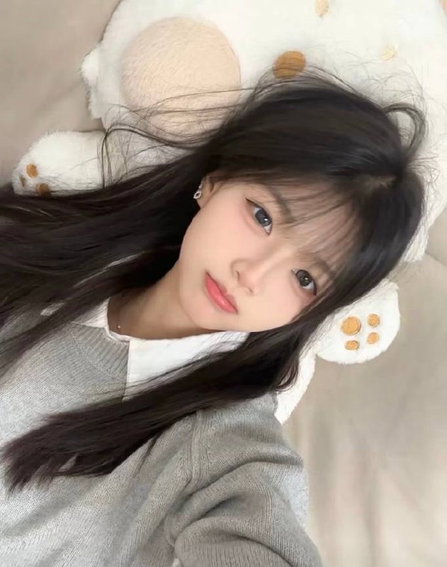 婷婷身高164，体重45，是一名可爱的幼师兼职小姐姐。可舌吻。咨询热线：@AnnaGJ168