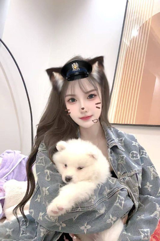 朱珠02年. 168.🐻c🔹谈吐优雅. 可素颜. 待客如男友🔹身材高挑  细腰翘臀🔹配合度 百分百 听话🔹首次下水  紧致氵多 处女体感🔹性格温柔 声音动听  驾驭各种风格咨询热线：@AnnaGJ168