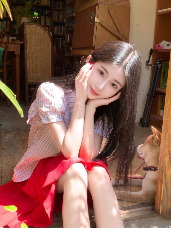 语语170全身雪白雪白体重90白瘦幼，s身材，长细幺，透白粉嫩可纯可欲女友款超甜美，专业素质强 完美初恋，高度配合乖巧听话小纯纯真实05，不無整高白甜款咨询热线：@AnnaGJ168