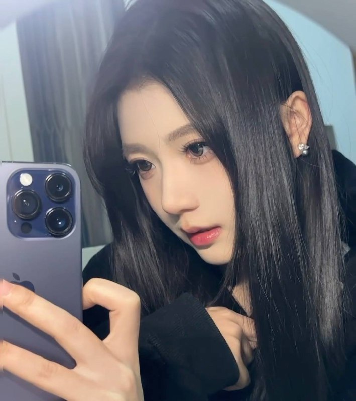 桃桃🍑03年 168 真🐻E圈外兼职 全身雪白甜美性格温柔有马甲线 蜜桃臀咨询热线：@AnnaGJ168