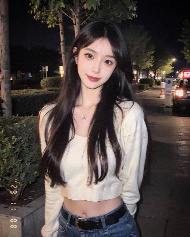 小冷身高：168cm体重：46kg胸围：C➕19岁学生 清纯 气质 高颜值 小细腰咨询热线：@AnnaGJ168