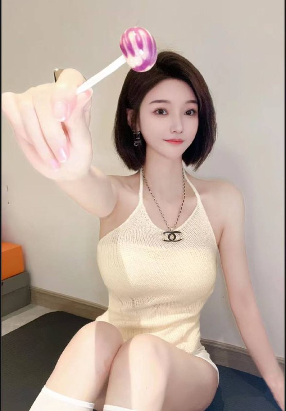 佳 佳纯 兼 职古 筝 ⽼ 师 陕 南 只 短 开身 ⾼ 1 6 5 体 重 9 5 公 围 C 三 点 粉身 材 匀 称 精 致 优 雅 温 柔 懂 事 配 合 度 ⾼陪 洗 可 双 ⻜ 可 裸 吹  丝 ⾜ 制 服 诱 惑图 ⽚ 即 本 ⼈ 接 受 预 约咨询热线：@AnnaGJ168