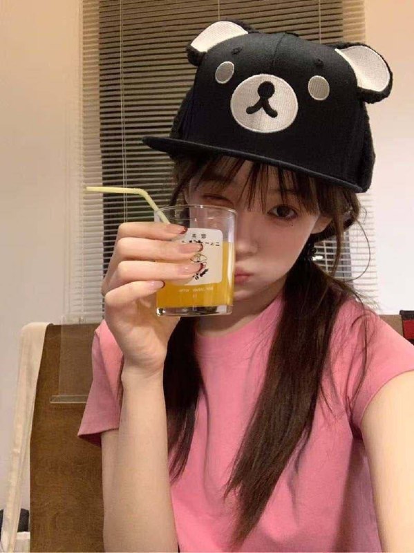 优优极品小纯全身0整清纯美少女  皮肤雪白  05年大二学生🧑‍🎓圈外兼职   馒头B  筷子🥢腿生活照  无风尘感 168cm🐻B  92斤乖巧听话  服务态度好  热情初恋女友感！咨询热线：@AnnaGJ168