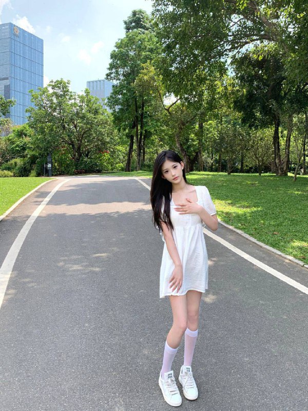 新茶🍵吃🍑🍑邻家小妹🦜💥❤️05年身高165真🐻C纯欲甜妹  圈外极品兼职真实  天然无整 皮肤雪白🈚️纹身 可甜可辣乖巧懂事 给你女友般的体验🉑🉑💗💗咨询热线：@AnnaGJ168