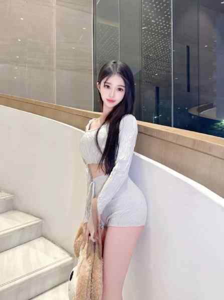 乐涵03 B+ 163 45kg 南方妹妹 大长腿 model身材五官精致 纯天然美女 没纹身 笑容甜美 听话听教 三点粉毛少 口窄 皮肤光滑 笑容好 秒破冰 三点粉嫩 配合度超高🉑🐍💋🉑69咨询热线：@AnnaGJ168