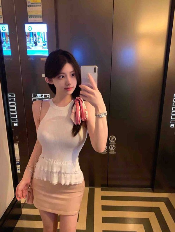 思思年龄：22身高：169胸围： c口🐍69制服👙👠丝袜🐔浴🚿👙制服💢学生👄网红✨护士🌷SM💋模特🐻推💦萝莉💯五星⭐好评 ,，态度好，放得开，性价比高咨询热线：@AnnaGJ168