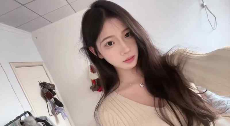 小琪-170cm-85斤-活力学妹