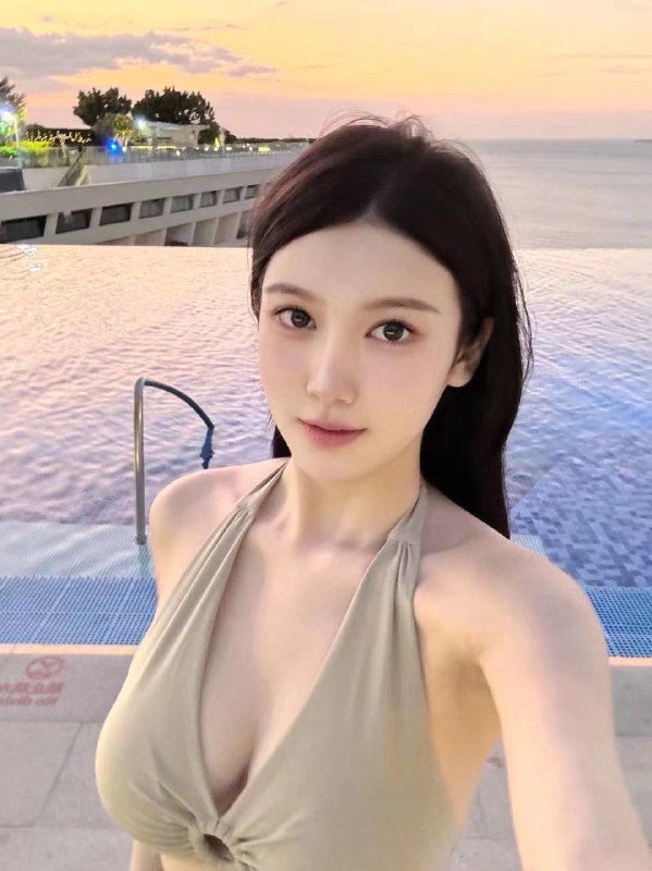 静安真实展台模特W起短兼资料保真真人真照大G奶三点全粉不粉不要钱可验真胸真胸假胸白看！全身柔软细腻！背超级极品：纯天然全身0整無纹身肤白牛奶肌性格温柔有趣真实G奶年龄03./胸围G/净高172/体重48咨询热线：@AnnaGJ168