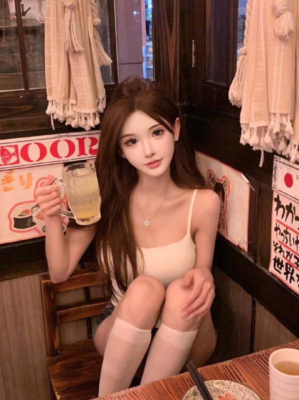 小小年龄22、身高168、体重48kg、🐻c甜美温柔 皮肤雪白平时健身性格好🉑欲🉑纯兼职，谈吐气质一流 雪白肌肤声音甜美治愈系女友风咨询热线：@AnnaGJ168