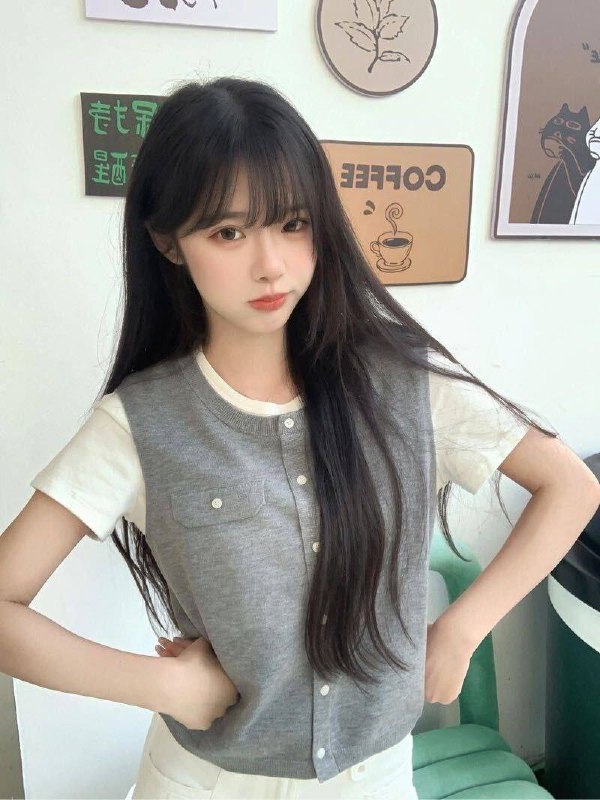 简介🎀身高168 体重92 罩杯：c⬆️⬇️粉嫩 处女感，刚破处首次下海，一个客不认识单纯可爱，青涩懵懂，傻白甜，有耐心，性格好咨询热线：@AnnaGJ168