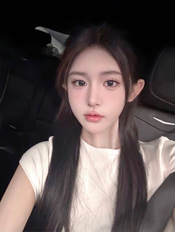 🌸理想女友✔乖巧纯欲极品• 𝐇𝐞𝐢𝐠𝐡𝐭身高/172• 𝐖𝐞𝐢𝐠𝐡𝐭体重/94• 𝐁𝐮𝐬𝐭胸围/D+• 𝐎𝐜𝐜𝐮𝐩𝐚𝐭𝐢𝐨𝐧职业/ 平面模特• 𝐒𝐩𝐞𝐜𝐢𝐚𝐥𝐢𝐭𝐲特长/声音甜美 温柔• 𝐇𝐨𝐛𝐛𝐲兴趣/健身🏋🏻旅行全身无赘肉 S型身材 本人比照片漂亮💎贴心小女友 大长腿💎气质大牌  皮肤白嫩咨询热线：@AnnaGJ168