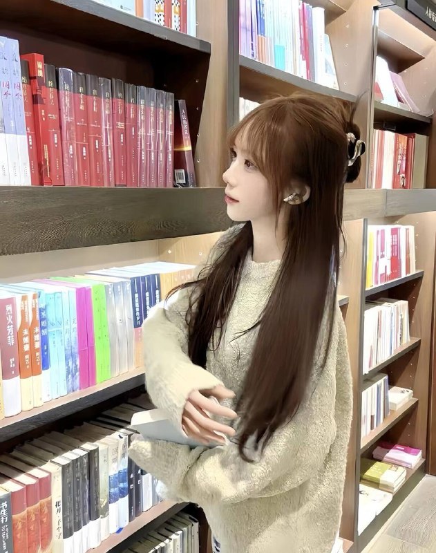 🔥新🍵推荐🔥甜心  07年新人学妹🐻B, 166cm 体重90斤，皮肤雪白，三点粉嫩， 甜美可爱，無纹身，初恋般的体 验，配合度高，小巧玲珑惹人怜，从头到脚纯天然 乖巧可爱性格好，高情商，懂配合，只接素质客咨询热线：@AnnaGJ168