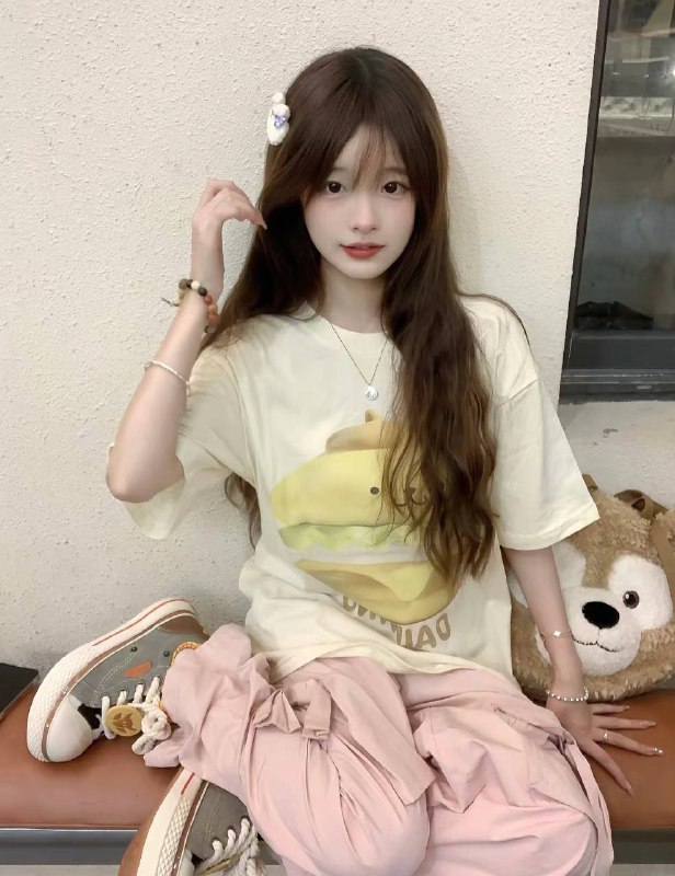 🏠诺诺💛💛💛广州新人兼职诺诺•身高/ 168•体重/  46Kg•胸围/ c•职业 / 在校兼职🔹皮肤白嫩 细腰翘臀 筷子腿 A4腰🔹性格温柔 无纹身🔹给你初恋般感觉甜美可爱无然无整诺诺