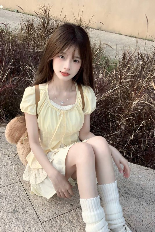 🏠诺诺💛💛💛广州新人兼职诺诺•身高/ 168•体重/  46Kg•胸围/ c•职业 / 在校兼职🔹皮肤白嫩 细腰翘臀 筷子腿 A4腰🔹性格温柔 无纹身🔹给你初恋般感觉甜美可爱无然无整诺诺