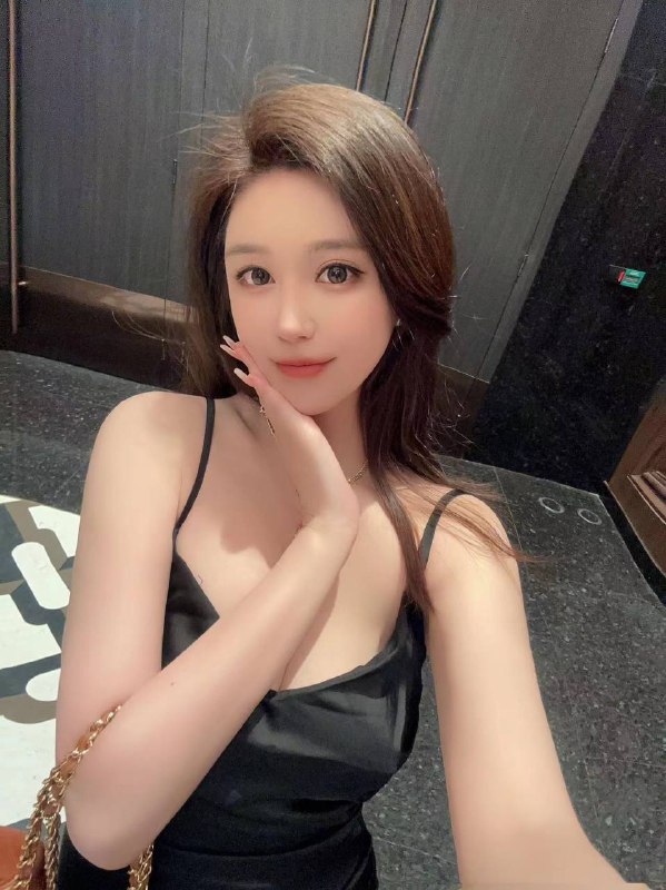 广州阿宝🏠金宝第一次到广 一个不认识172身高🐻D 01年圈外纯欲兼职 带给你极致体验❤️金宝