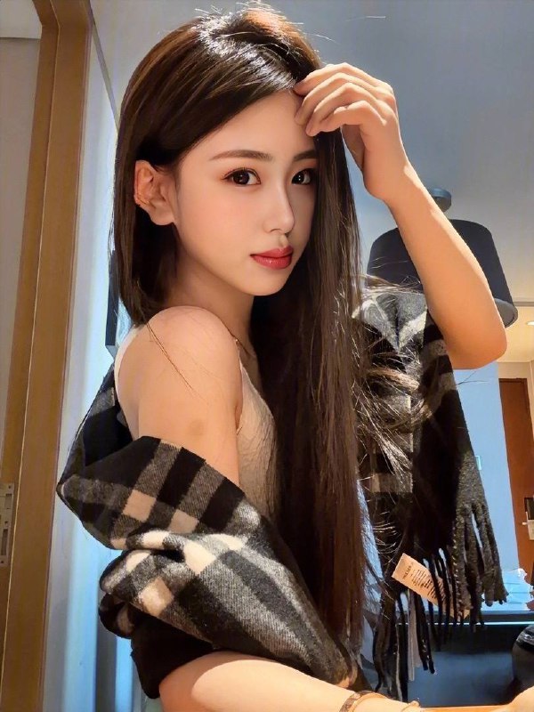 广州🌹168GUANGZHOU甜美少女う小清新  初恋女朋友可盐可甜 性格nice168cm  .🐻D  A4腰👸氧气甜妹，初恋女朋友feel.清纯与精致兼具，美貌与气质共存子涵