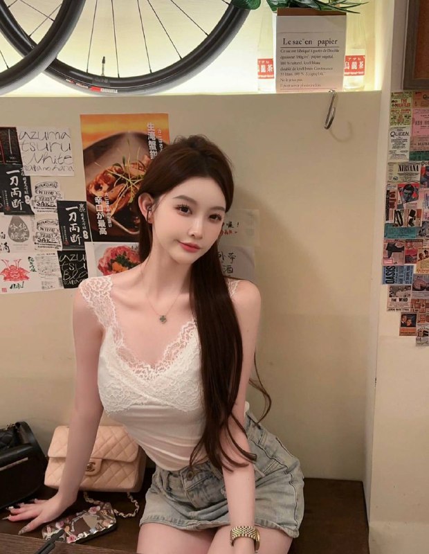 广州🌹气质®女友 性格温柔➜人鱼马甲线 翘臀 温柔体贴初入新人 兼职不易 低素质客勿扰🍓🍓HEIGHT:        168CM🍓🍓AGE:               2000年🍓🍓BUST:          E++ CUP御姐