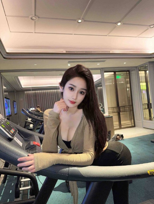 广州卡人🏠💛💛💛168健身教练蕾蕾• Age / 00年• 𝐇𝐞𝐢𝐠𝐡𝐭 / 168 （身材火辣似火）• 𝐖𝐞𝐢𝐠𝐡𝐭 / 95（凹凸有致）• 𝐁𝐮𝐬𝐭 /🐻D（让你欲罢不能）胸挺臀翘   皮肤光滑白皙  手感一级棒氵多懂配合   蝴蝶🦋穴  健身臀🉑69，🉑🐍稳，🉑口🉑情趣，制服性感甜妹  活好不事  各种高难度动作乖巧配合  带客如男友。#蕾蕾